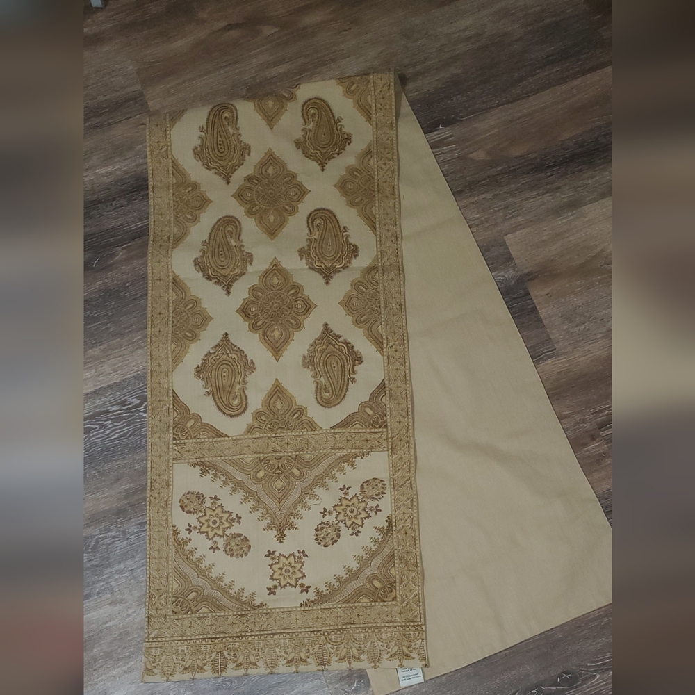 Pottery Barn Table Runner 18X92 Gold Cotton Beautiful - Picture 2 of 8